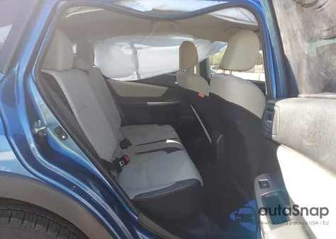 2016 Subaru Crosstrek 2.0I Premium z USA, uszkodzony, nr VIN JF2GPADC6G8212001